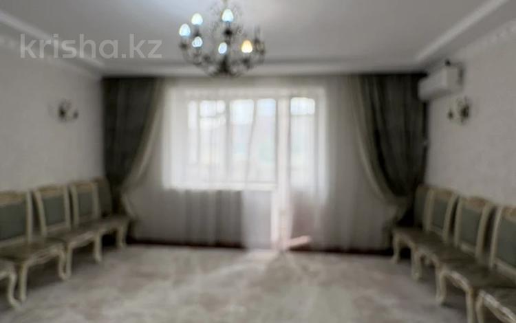 3-комнатная квартира · 124.2 м² · 2/8 этаж, мкр. Алтын орда, Санкибай батыра за 47 млн ₸ в Актобе — фото 2