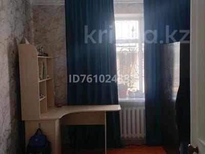 2-комнатная квартира · 50 м² · 1/2 этаж, Сейфуллина 52 — Пересечение улиц Сейфуллина Логинова за 7 млн 〒 в Кентау