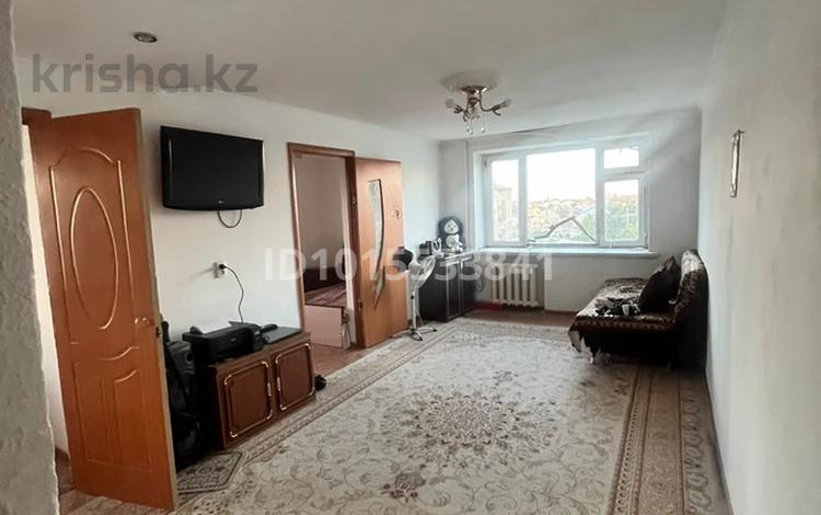 2-бөлмелі пәтер · 44 м² · 4/5 қабат, сатпаева 18 — сатпаева, бағасы: 10 млн ₸ в Таразе — фото 2