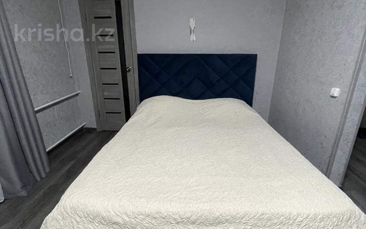 1-комнатная квартира · 33 м² · 4/5 этаж, проспект Нурсултана Назарбаева 5 за 13 000 ₸ в Усть-Каменогорске — фото 10