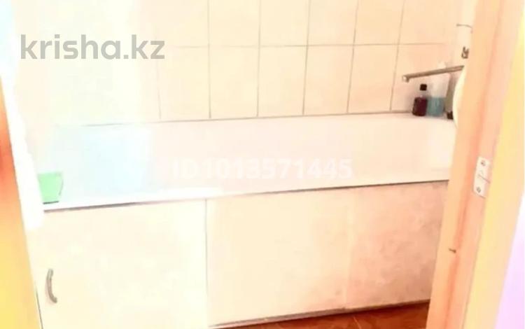 3-бөлмелі пәтер · 80 м² · 5/5 қабат, Аса ш/а., бағасы: 130 000 ₸ в Таразе, мкр Аса — фото 2