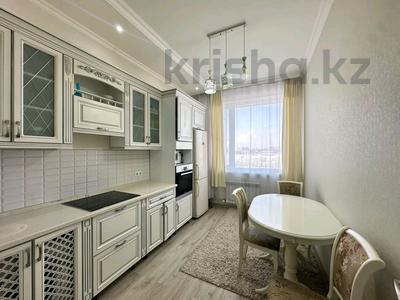 2-бөлмелі пәтер · 56 м² · 5/8 қабат, Кабанбай Батыра 58Б, бағасы: 43 млн ₸ в Астане, Есильский р-н