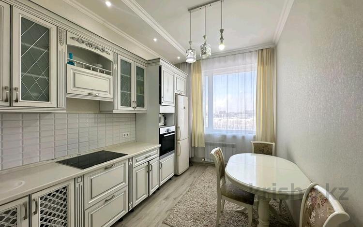 2-бөлмелі пәтер · 56 м² · 5/8 қабат, Кабанбай Батыра 58Б, бағасы: 43 млн ₸ в Астане, Есильский р-н — фото 3
