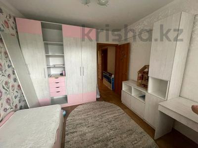 3-комнатная квартира · 70 м² · 5/5 этаж, виноградова 5 за 24 млн 〒 в Усть-Каменогорске