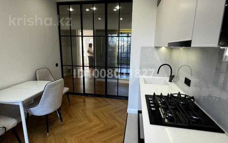 2-комнатная квартира · 53 м² · 2/9 этаж, Богенбай батыра — Угол улицы Пушкина за 75.5 млн 〒 в Алматы, Медеуский р-н — фото 2