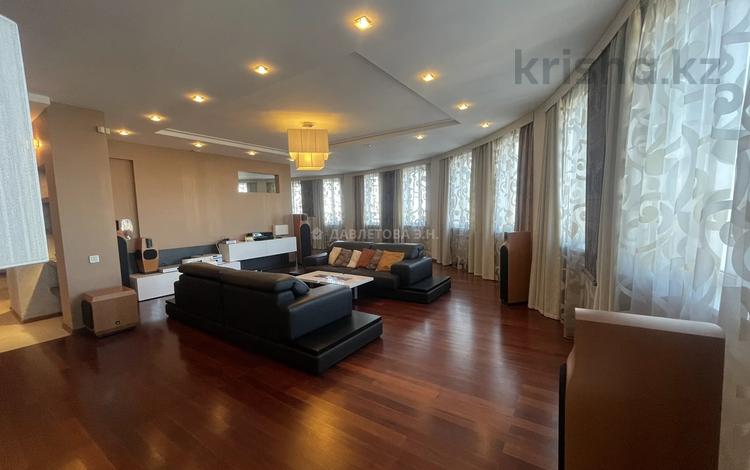 2-комнатная квартира · 172.6 м² · 7/8 этаж, Абая за 92 млн ₸ в Караганде, Казыбек би р-н — фото 5