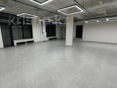 Свободное назначение, офисы, магазины и бутики, общепит, салоны красоты, фитнес и спорт, образование, развлечения, конференц-залы, кабинеты и рабочие места, студии · 700 м² за ~ 4.6 млн ₸ в Алматы, Алмалинский р-н