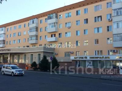 Аренда квартир в Астане: 2-комнатная квартира · 49.1 м² · 2/5 этаж, Ауезова — Ул.Республики, Абая, Кенесары за 240 000 〒 2-комнатная квартира · 49.1 м² · 2/5 этаж, Ауезова — Ул.Республики, Абая, Кенесары за 240 000 〒 в Астане, Сарыарка р-н