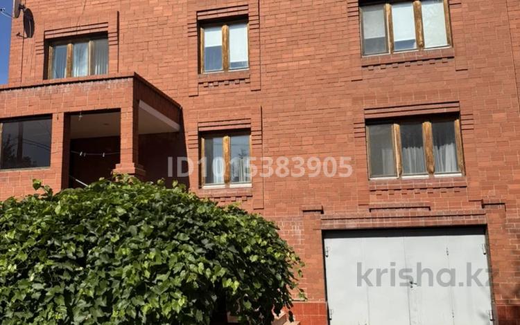 Отдельный дом · 6 комнат · 385 м² · 6 сот., мкр Шубар за 290 млн ₸ в Астане, Есильский р-н — фото 2