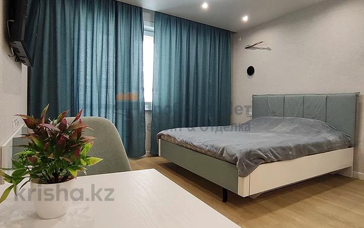 1-комнатная квартира · 37 м², мкр Новый Город, Гоголя 57 — Юбилейного за 1 500 〒 в Караганде, Казыбек би р-н — фото 2