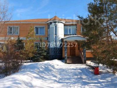 Продажа домов и дачи в Актюбинской обл.: Отдельный дом · 10 комнат · 500 м² · 30 сот., Ташкентская — Малышка за 85 млн 〒 Отдельный дом · 10 комнат · 500 м² · 30 сот., Ташкентская — Малышка за 85 млн 〒 в Актобе