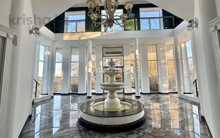 Дом · 4 комнаты · 300 м², Литейщик 55 за 100 000 〒 в Астане, Алматы р-н — фото 2