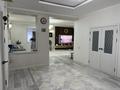 Жеке үй · 6 бөлме · 220 м² · 9 жүзд., Мкр. Коктем улица Аягана Шыныбаева 28 — Школа,садик,магазины, бағасы: 52 млн ₸ в Атырау — фото 24