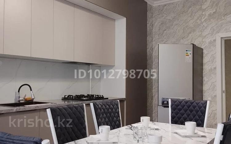 1-комнатная квартира · 50 м², 18-й микрорайон, Байтерекова 2б за 15 000 ₸ в Шымкенте, Аль-Фарабийский р-н — фото 2