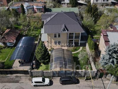 Отдельный дом · 8 комнат · 439 м² · 9 сот., мкр Тау Самал — Ул. Алгыс 12, 500 метров от гостиницы «Royal Tulip», 122 метра до «Теренкура» за 230 млн ₸ в Алматы, Медеуский р-н