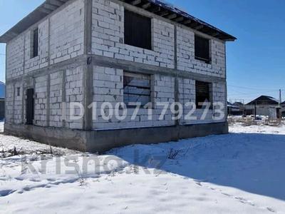 Отдельный дом · 8 комнат · 250 м² · 6 сот., 4 линия 5 — Илийский район первомайский пруды за 16 млн 〒 в М. Туймебаеве