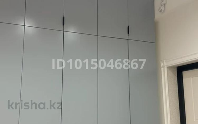 3-комнатная квартира · 133.2 м² · 9/10 этаж, 17-й мкр 18/3 за 65 млн ₸ в Актау — фото 2