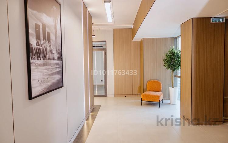 Офисы, конференц-залы, кабинеты и рабочие места, студии · 64.1 м² за 897 400 ₸ в Астане, Есильский р-н — фото 3