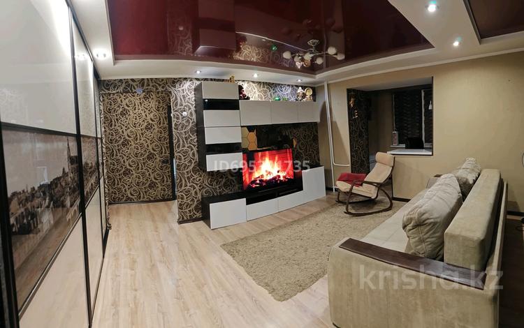 3-бөлмелі пәтер · 64.3 м² · 1/9 қабат, Кабанбай батыра 91, бағасы: 310 000 ₸ в Усть-Каменогорске — фото 3