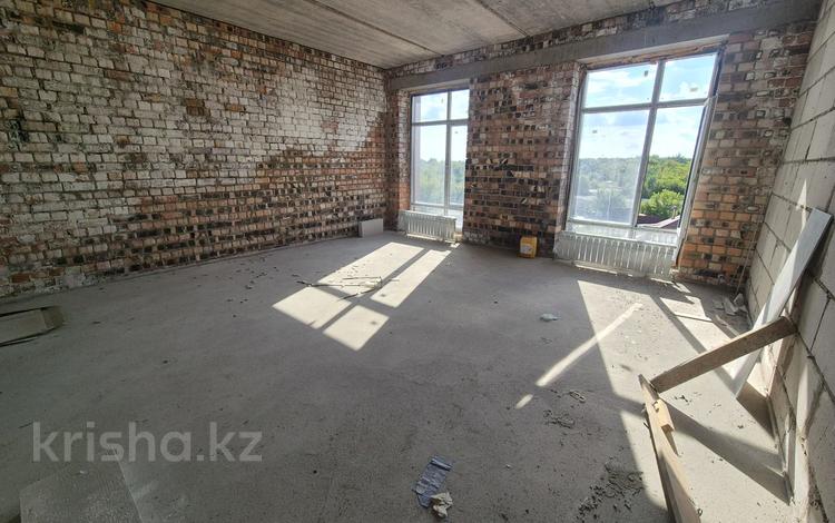 3-комнатная квартира · 96 м² · 4/4 этаж, мкр Михайловка , Мукатая Жанибекова 122 за 35 млн ₸ в Караганде, Казыбек би р-н — фото 13