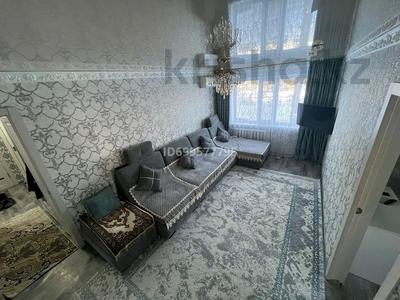3-комнатная квартира · 63 м² · 1/5 этаж, Майкудук, Майкудук, 14й микрорайон 1 за 17 млн 〒 в Караганде, Алихана Бокейханова р-н