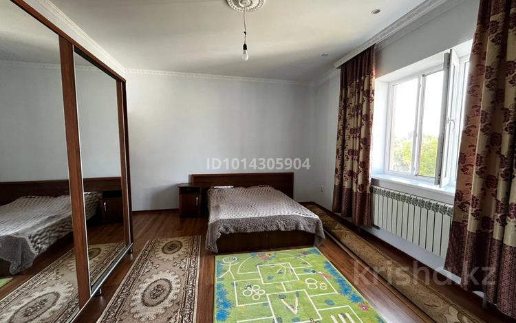 Отдельный дом · 5 комнат · 173 м² · 13 сот., Қазыбек би за 35 млн ₸ в Мерке — фото 2