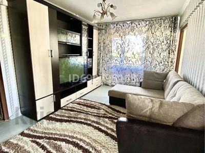 4-комнатная квартира · 65 м² · 5/5 этаж, Мкр Шашубая 15 — Базар , бассейн , технодом за 200 000 〒 в Балхаше