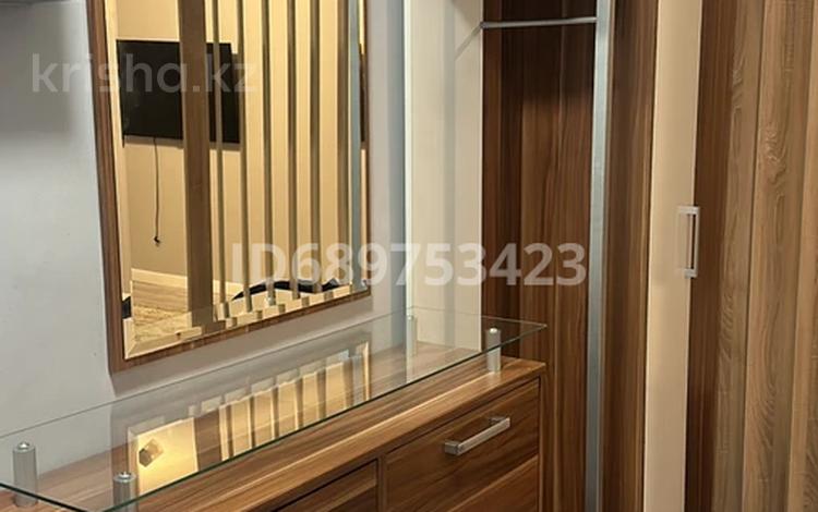 1-комнатная квартира · 30 м² · 1/5 этаж, мкр Казахфильм — Исиналиева за 250 000 ₸ в Алматы, Бостандыкский р-н — фото 2
