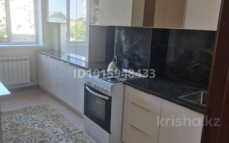 3-комнатная квартира · 75.6 м² · 1/5 этаж, мкр Акжайык 69/8 — Ул, Тулеметова 69/8 2гис за 190 000 ₸ в Шымкенте, Абайский р-н — фото 2