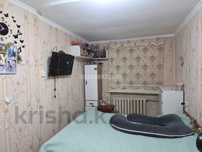 2-бөлмелі пәтер · 46 м² · 4/5 қабат, Чайковского 6 — Район универсам, бағасы: 11 млн ₸ в 