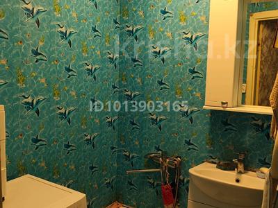 2-комнатная квартира · 48.5 м² · 4/5 этаж, Пришахтинск, Пришахтинск, 23й микрорайон — Садик школа супермаркет поликлиника детская поликлиника за 11 млн ₸ в Караганде, Алихана Бокейханова р-н