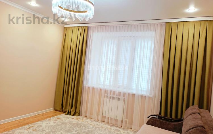 3-комнатная квартира · 90 м² · 1/5 этаж, мкр. Алтын орда, ​Батыс 2 микрорайон за 42.5 млн ₸ в Актобе — фото 14