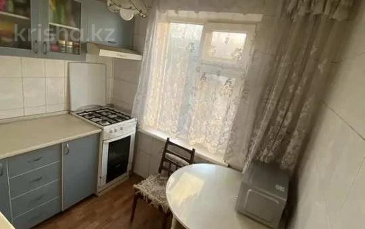 3-комнатная квартира · 60 м² · 4/4 этаж, мкр №1 18