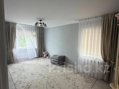 3-комнатная квартира · 60 м² · 4/5 этаж, Абулхайыр хана за 17 млн ₸ в Актобе