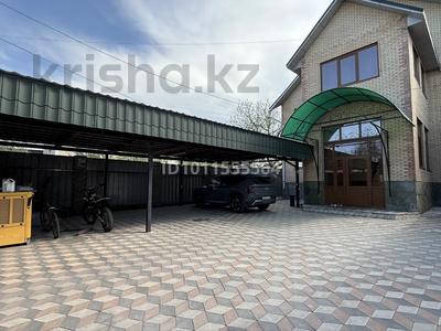 Жеке үй · 6 бөлме · 306 м² · 8 жүзд., Уябаева, бағасы: 180 млн ₸ в Каскелене