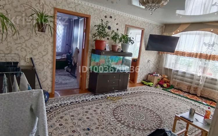 4-бөлмелі пәтер · 62.8 м² · 5/5 қабат, Парковая 132 — Возле магазина Айгуль, бағасы: 17 млн ₸ в Рудном — фото 2