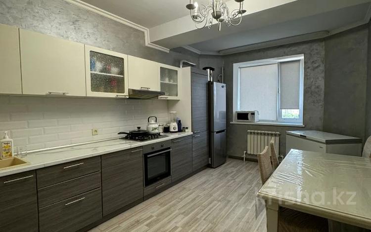3-комнатная квартира · 106 м² · 5/5 этаж, мкр. Алтын орда, Тауелсиздик 22 за 38 млн ₸ в Актобе — фото 2