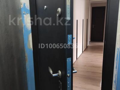 3-комнатная квартира · 68 м² · 8/10 этаж, Камзина 354 за 230 000 〒 в Павлодаре