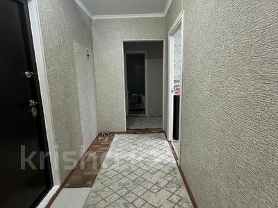 2-комнатная квартира, 54 м², 7/9 этаж, мкр 12 за 15.9 млн 〒 в Актобе, мкр 12