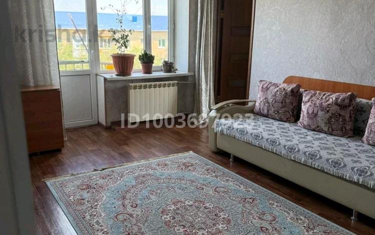 2-бөлмелі пәтер · 48 м² · 4/4 қабат, 1 мкр — Магазин Эдельвейс, бағасы: 23 млн ₸ в Конаеве — фото 2