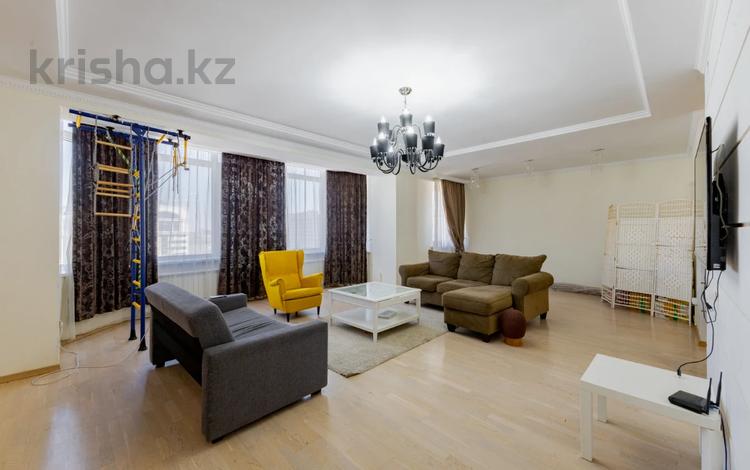 4-комнатная квартира · 209 м² · 11/12 этаж, Достык 13 — ГОРЯЩИЙ ВАРИАНТ! за 91 млн 〒 в Астане — фото 3