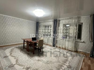 Отдельный дом · 5 комнат · 120 м² · 13 сот., мкр Таусамалы, Айтматова — Swissotel за 500 000 ₸ в Алматы, Наурызбайский р-н