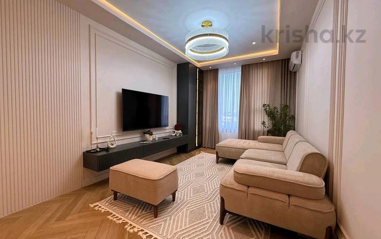 2-комнатная квартира · 65 м² · 12 этаж, Аль-Фараби 41 за 500 000 ₸ в Алматы, Бостандыкский р-н — фото 2