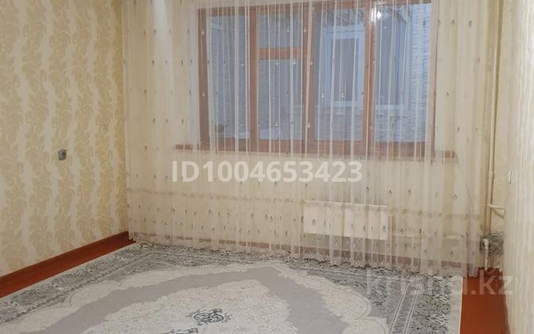 2-бөлмелі пәтер · 58 м² · 4/5 қабат, 12-й микрорайон, 12-й микрорайон, бағасы: 22 млн ₸ в Шымкенте, Енбекшинский р-н — фото 2