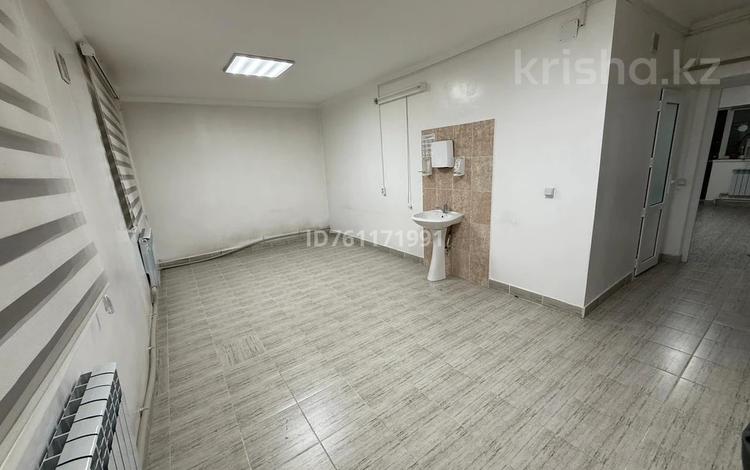 Офисы, салоны красоты, медцентры и аптеки · 60 м² за 250 000 〒 в Талгаре — фото 12