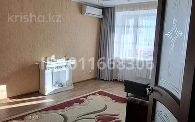 3-комнатная квартира · 67 м² · 7/9 этаж, Курмангазы 112 за 22 млн ₸ в Уральске, мкр Школьник — фото 2