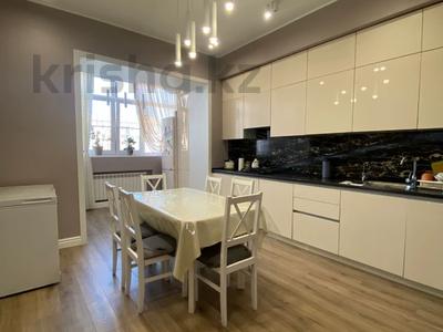 3-комнатная квартира · 104 м² · 6/9 этаж, Новый город, Молдагуловой за 54 млн ₸ в Актобе