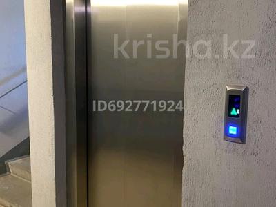 2-бөлмелі пәтер · 74 м² · 6/10 қабат, мкр Юго-Восток шахтёров 23/7 — Строителей шахтёров, бағасы: 33 млн ₸ в Караганде, Казыбек би р-н