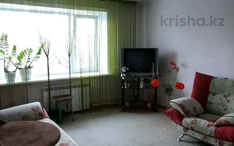 2-комнатная квартира, 52 м², 4/5 этаж, мусрепова 13 а за 20.4 млн 〒 в Петропавловске — фото 2