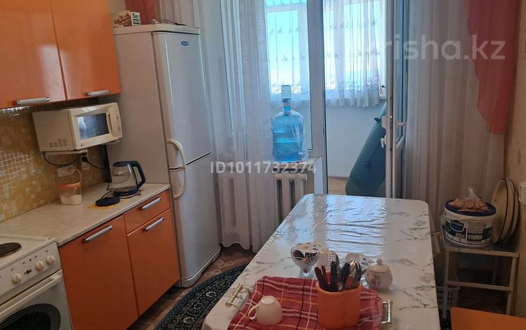 4-бөлмелі пәтер · 81 м² · 7/9 қабат, Алашахана, бағасы: 350 000 〒 в Жезказгане — фото 2